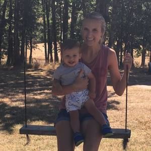 Meet your Posher, Kayla